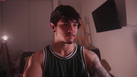 insta damn8   --------  online show from November 2025 11:48:01 PM