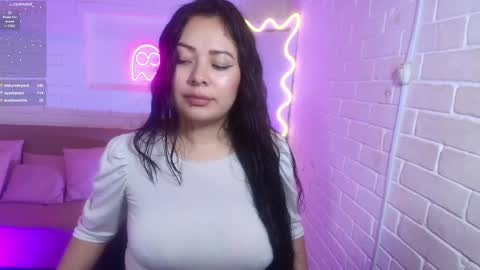 Damii online show from March 2025 02:02:02 PM