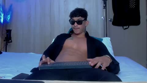 INSTAGRAM  DAMMIANMILLEROFICIAL online show from October 2025 09:52:01 PM