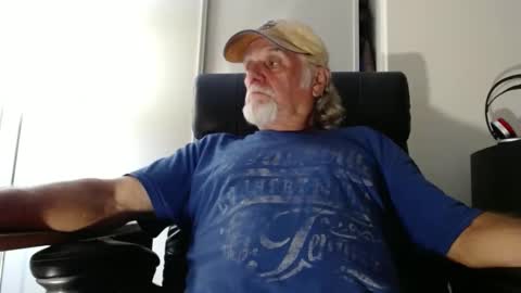 damn_yankee_ca online show from September 2025 06:50:01 AM