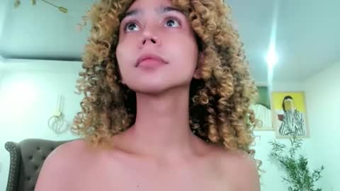 damnperfectxx online show from September 2025 12:12:02 AM