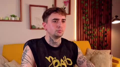 damon000lee online show from March 2026 10:40:01 AM