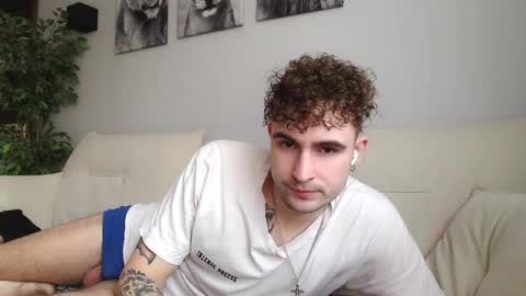 Snapshot of damon_522145 chatting on January 2025 05:24:01 AM Alex online show from January 2025 05:24:01 AM