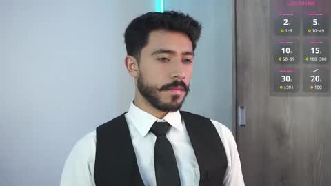 Snapshot of damon_frost chatting on December 2024 11:39:01 PM damon_frost online show from December 2024 11:39:01 PM