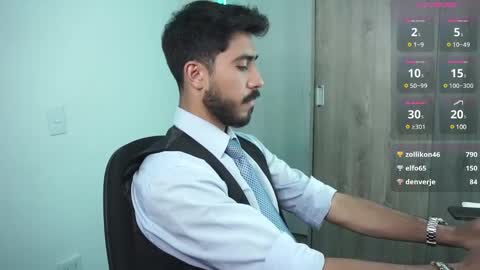 Snapshot of damon_frost chatting on December 2024 10:32:02 PM damon_frost online show from December 2024 10:32:02 PM