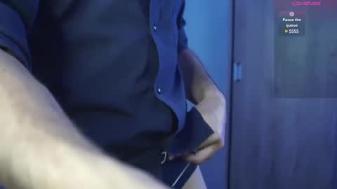 Snapshot of damon_frost chatting on December 2024 08:14:02 PM damon_frost online show from December 2024 08:14:02 PM