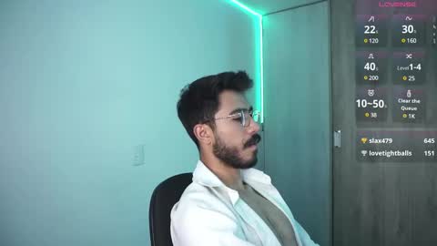 Snapshot of damon_frost chatting on December 2024 08:33:02 AM damon_frost online show from December 2024 08:33:02 AM