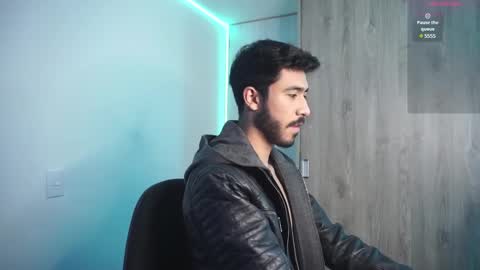 Snapshot of damon_frost chatting on January 2025 05:42:02 PM damon_frost online show from January 2025 05:42:02 PM