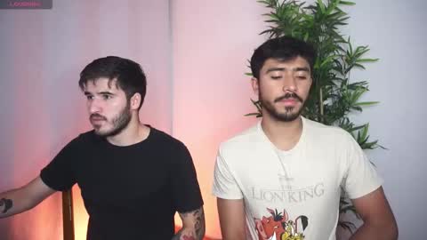 Snapshot of damon_frost chatting on October 2025 07:33:02 PM damon_frost online show from October 2025 07:33:02 PM