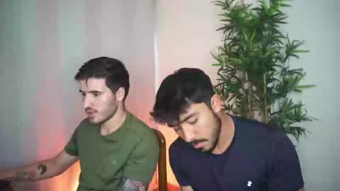 Snapshot of damon_frost chatting on October 2025 08:17:02 PM damon_frost online show from October 2025 08:17:02 PM