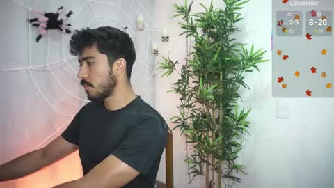 Snapshot of damon_frost chatting on October 2025 08:53:02 PM damon_frost online show from October 2025 08:53:02 PM