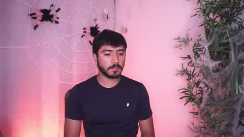 Snapshot of damon_frost chatting on October 2025 09:59:02 PM damon_frost online show from October 2025 09:59:02 PM