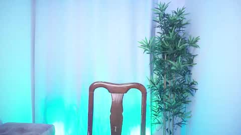 Snapshot of damon_frost chatting on November 2025 06:18:01 PM damon_frost online show from November 2025 06:18:01 PM