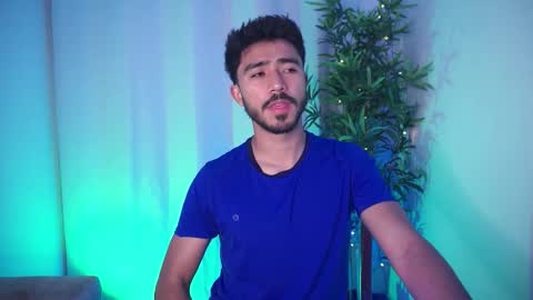 Snapshot of damon_frost chatting on November 2025 09:47:01 PM damon_frost online show from November 2025 09:47:01 PM