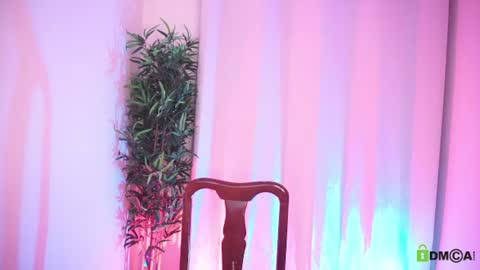 damon_frost online show from July 2026 11:18:01 PM