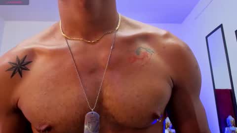 Snapshot of damonblackj chatting on November 2025 11:48:01 PM Damon online show from November 2025 11:48:01 PM