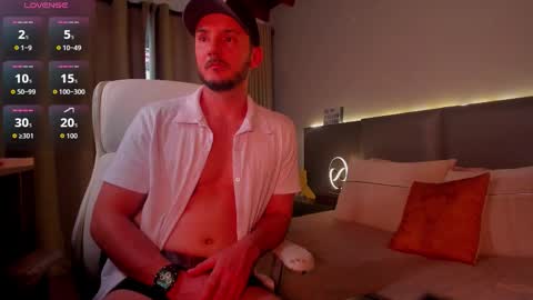 D A M O N online show from November 2025 07:16:02 PM