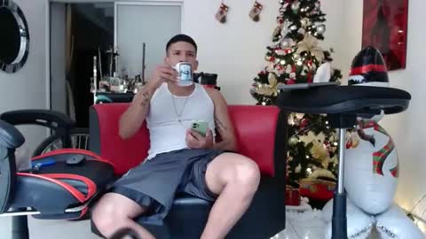 damyan_2003 online show from December 2024 01:32:01 PM