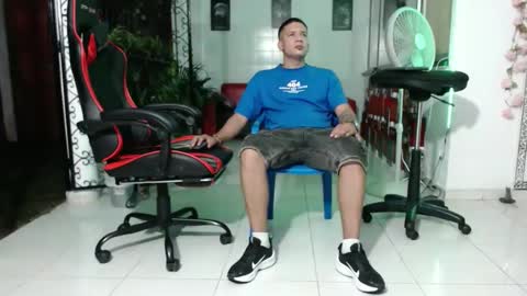 damyan_2003 online show from January 2025 11:31:01 PM