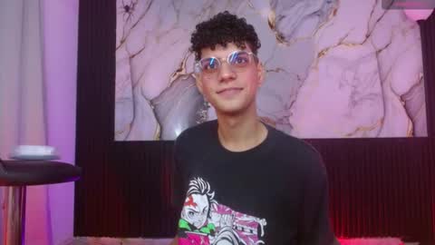 Daniel  online show from November 2025 12:31:02 AM