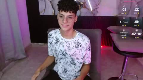 Daniel  online show from November 2025 09:31:02 PM