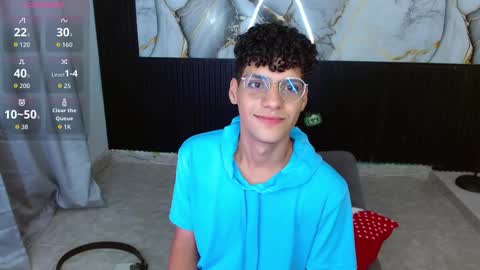 Daniel  online show from November 2025 01:51:02 AM