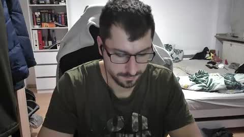 King Dan online show from December 2024 09:00:01 PM