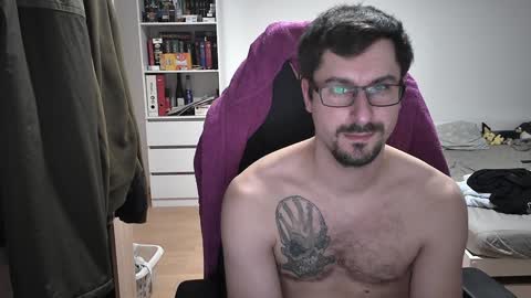 King Dan online show from February 2025 06:27:02 PM