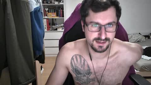 King Dan online show from February 2025 09:29:01 PM