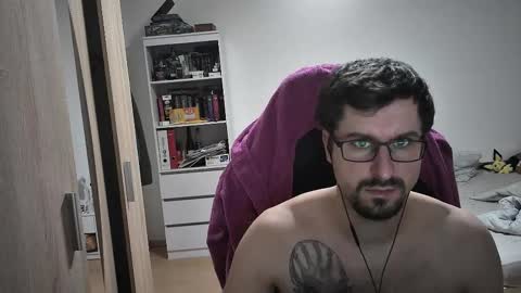 King Dan online show from February 2025 10:21:02 PM