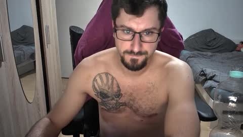 King Dan online show from September 2025 06:42:01 PM