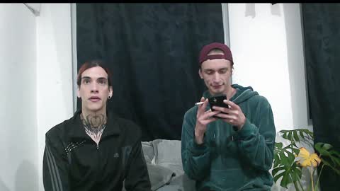 Dan and Noah online show from December 2024 02:02:02 AM