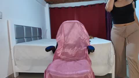 Dayana  online show from September 2025 11:09:02 PM