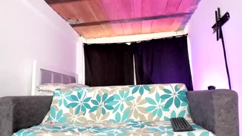 Dayana  online show from October 2025 08:53:02 PM