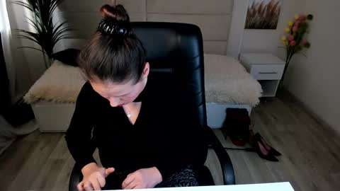 Dana Dom online show from February 2025 05:09:02 AM