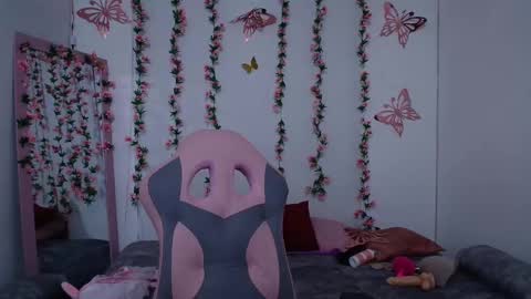 dana online show from October 2025 11:31:01 PM