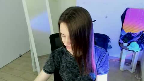 Dana online show from October 2025 06:15:02 PM