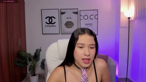 danaa_rouse online show from September 2025 07:40:02 PM