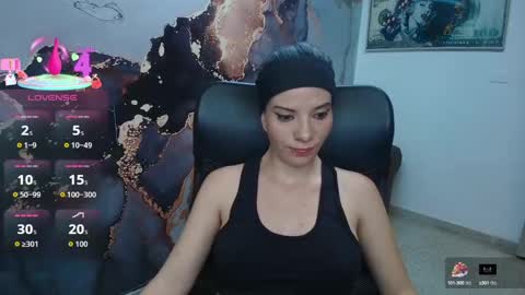 Danaa Rey online show from October 2025 06:49:02 PM