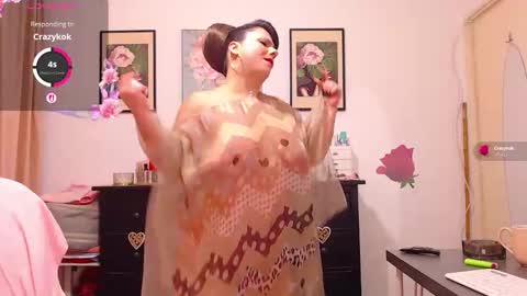 Snapshot of danahot4u chatting on November 2025 08:13:02 PM dana online show from November 2025 08:13:02 PM