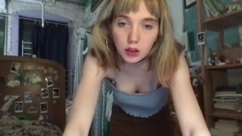 Snapshot of danceissexisbeauty2 chatting on February 2026 01:31:02 AM Your submissive patient online show from February 2026 01:31:02 AM