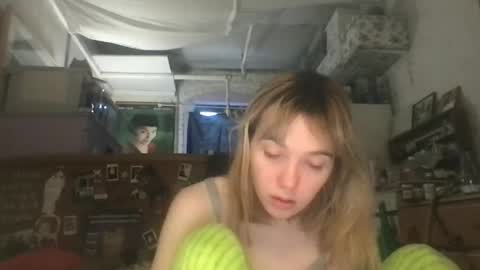 Snapshot of danceissexisbeauty2 chatting on February 2026 09:49:02 PM Your submissive patient online show from February 2026 09:49:02 PM