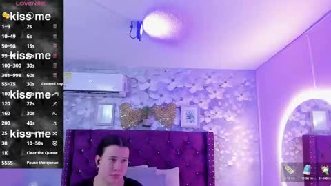 Daniela online show from February 2025 10:59:01 AM