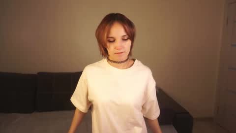 Elvi online show from November 2025 05:40:02 PM