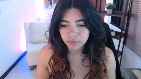 Veronica online show from September 2025 11:58:01 AM