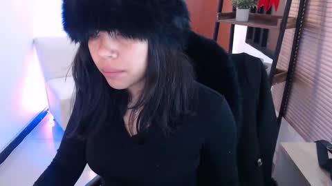 Veronica online show from March 2026 12:00:02 PM