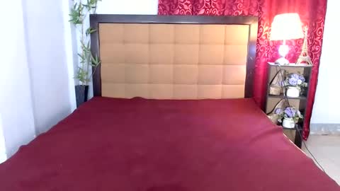 Nica online show from December 2024 06:16:01 PM