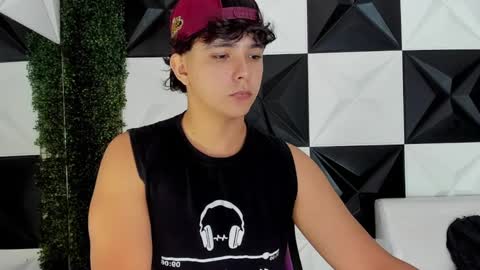 dani_cumboy online show from September 2025 03:45:02 PM