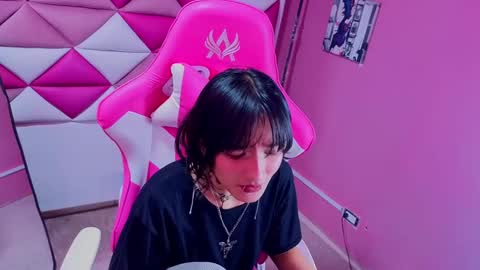 dani_dream online show from September 2025 01:33:01 PM