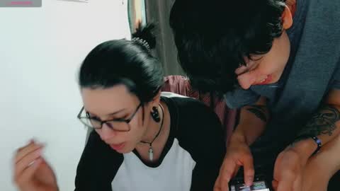 dani y jocelyn online show from September 2025 07:19:02 PM